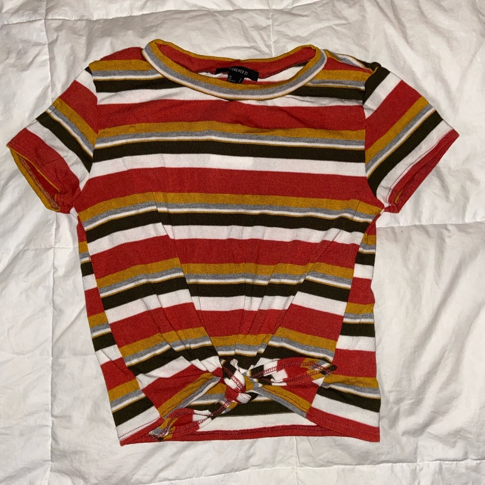 Knotted striped shirt